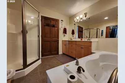 1126 Washington St, Port Orford, OR 97465 - Photo 14