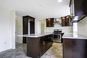 19707 SE 42nd St, Camas, WA 98607 - Photo 8