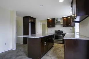 19707 SE 42nd St, Camas, WA 98607 - Photo 4