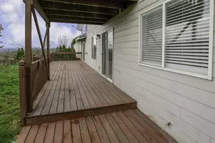 19707 SE 42nd St, Camas, WA 98607 - Photo 32