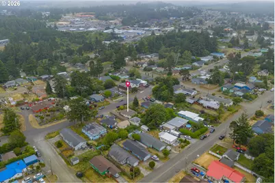 456 N Cammann St, Coos Bay, OR 97420 - Photo 28