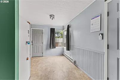 456 N Cammann St, Coos Bay, OR 97420 - Photo 14