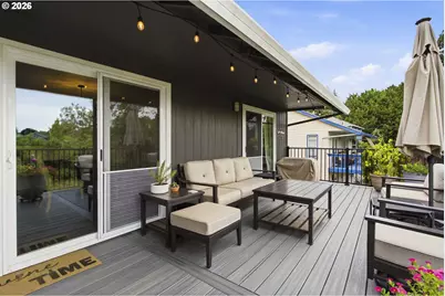 5754 SE Pine St, Hillsboro, OR 97123 - Photo 30