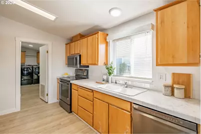 2155 Robins Ln SE #33, Salem, OR 97306 - Photo 10