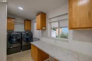 2155 Robins Ln SE, Salem, OR 97306 - Photo 26