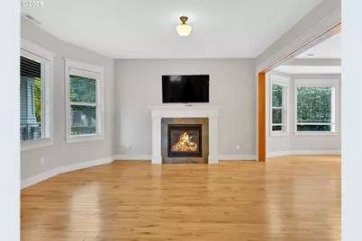 4417 N Gantenbein Ave, Portland, OR 97217 - Photo 10