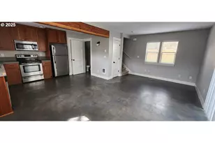 4417 N Gantenbein Ave, Portland, OR 97217 - Photo 28