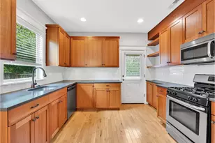 4417 N Gantenbein Ave, Portland, OR 97217 - Photo 14