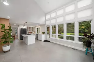 425 Weleber St, Oregon City, OR 97045 - Photo 12