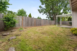 17527 SW McKnight Ln, Beaverton, OR 97006 - Photo 42
