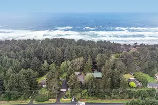 7470 S Coast Hwy, South Beach, OR 97366 - Photo 2