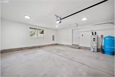 37875 Row River Rd, Dorena, OR 97434 - Photo 30