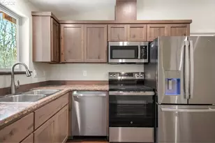 37875 Row River Rd, Dorena, OR 97434 - Photo 10