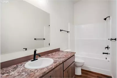 37875 Row River Rd, Dorena, OR 97434 - Photo 18