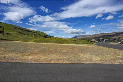 400 Deschutes Ln, Rufus, OR 97050 - Photo 2