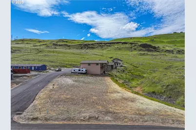 400 Deschutes Ln, Rufus, OR 97050 - Photo 10