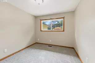 8390 SW Godwin Ct, Portland, OR 97223 - Photo 24