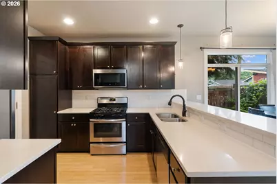10321 N Midway Ave, Portland, OR 97203 - Photo 14