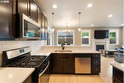 10321 N Midway Ave, Portland, OR 97203 - Photo 16