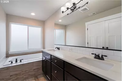 10321 N Midway Ave, Portland, OR 97203 - Photo 42