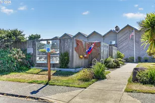 1902 NW Cedarcrest Pl, Waldport, OR 97394 - Photo 36