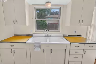 7605 NW 11th Ave, Vancouver, WA 98665 - Photo 8