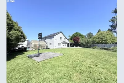 22286 NE Shaver Ct, Fairview, OR 97024 - Photo 32