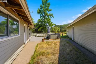 30875 SW 5th St, Lebanon, OR 97355 - Photo 28