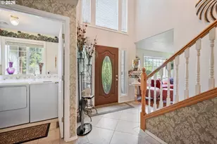 215 W St James Pl, Longview, WA 98632 - Photo 28