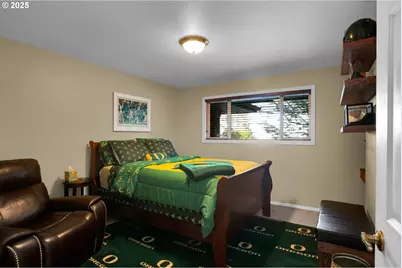 2582 Terrace View Dr, Eugene, OR 97405 - Photo 24