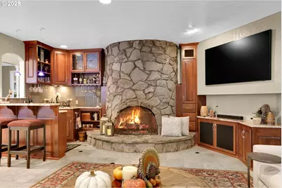 2582 Terrace View Dr, Eugene, OR 97405 - Photo 16