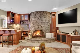 2582 Terrace View Dr, Eugene, OR 97405 - Photo 16