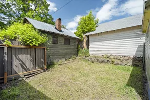 307 N Ash St, Bingen, WA 98605 - Photo 26