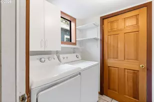 1220 Eugene St, Hood River, OR 97031 - Photo 30