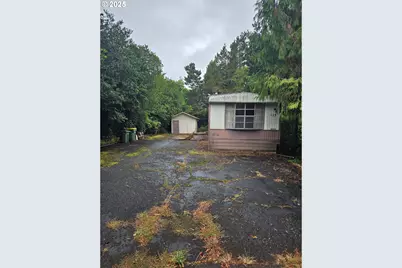 1600 Rhododendron Dr #113, Florence, OR 97439 - Photo 10