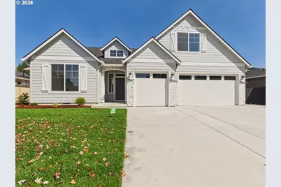 415 W 19th St, La Center, WA 98629 - Photo 1