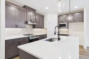 415 W 19th St, La Center, WA 98629 - Photo 16