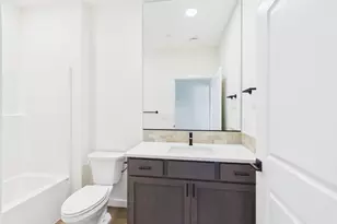 415 W 19th St, La Center, WA 98629 - Photo 8