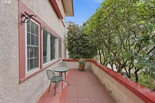 3136 NE Couch St, Portland, OR 97232 - Photo 6