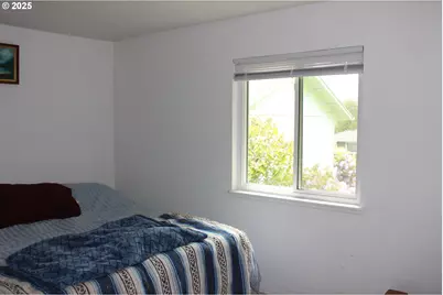 1783 View St, Myrtle Point, OR 97458 - Photo 28