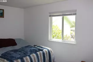 1783 View St, Myrtle Point, OR 97458 - Photo 28