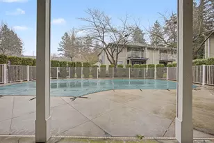 4744 W Powell Blvd, Gresham, OR 97030 - Photo 40