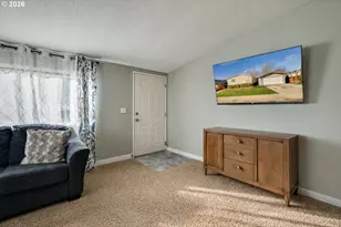 215 Sycamore St, Woodland, WA 98674 - Photo 4