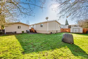 215 Sycamore St, Woodland, WA 98674 - Photo 20