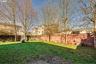 215 Sycamore St, Woodland, WA 98674 - Photo 18