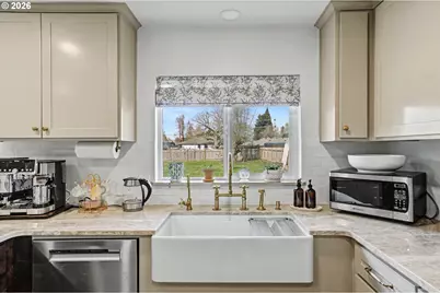 283 Delmar Dr, Salem, OR 97303 - Photo 18