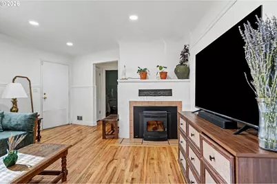 283 Delmar Dr, Salem, OR 97303 - Photo 6