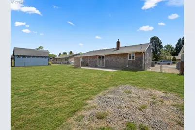 135 NW Cedar Ct, Warrenton, OR 97146 - Photo 20