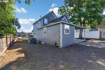 404 W 9th St, The Dalles, OR 97058 - Photo 24