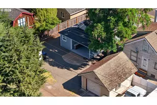 404 W 9th St, The Dalles, OR 97058 - Photo 34